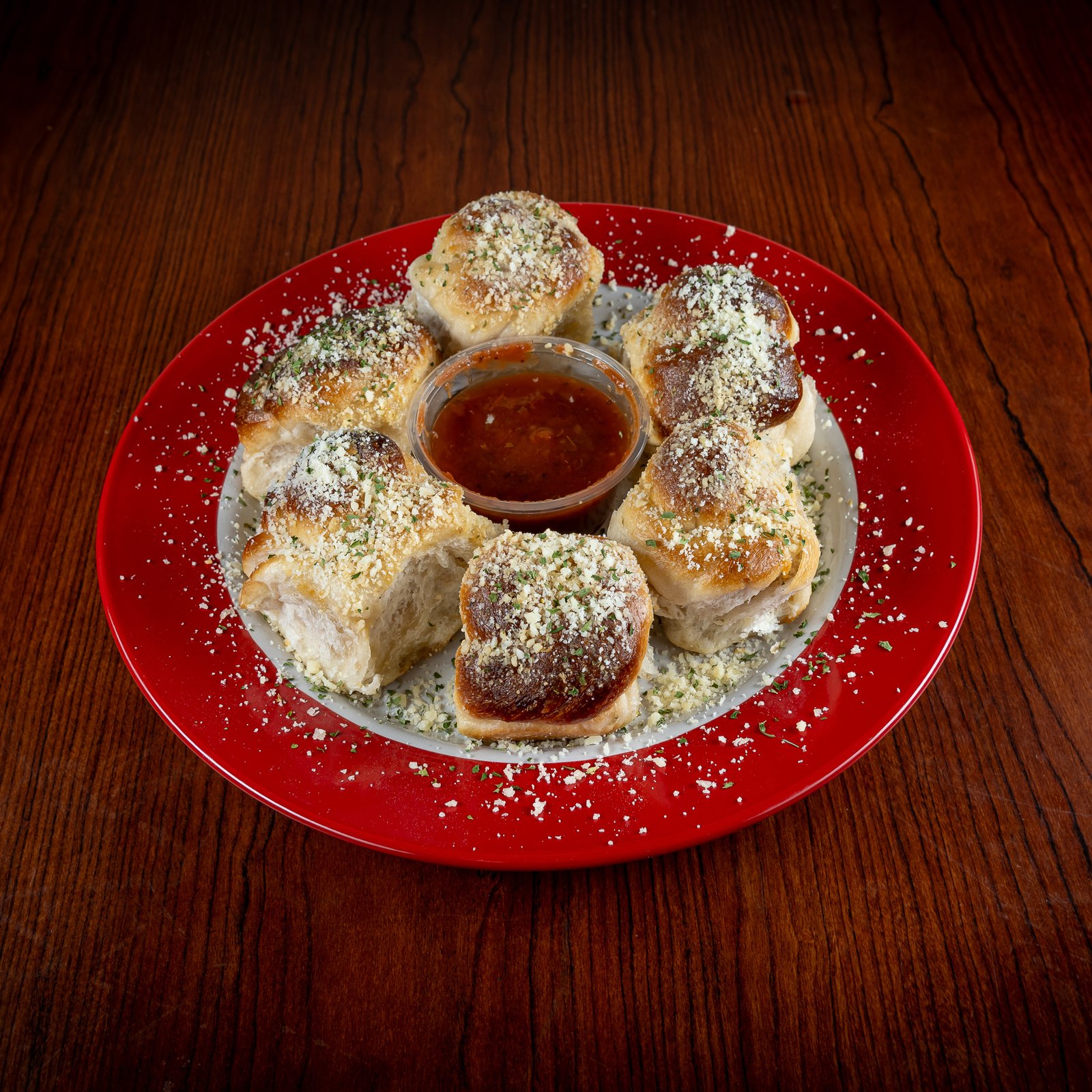 Garlic Knots (6pc), GoGo Pizza, Appetizers, GoGo Favorite, garlic butter bread, fresh baked garlic knots, soft bread knots, herbed bread appetizer, gourmet garlic bread, pizza side dish, oven baked knots, best garlic knots near me, buttery bread snack